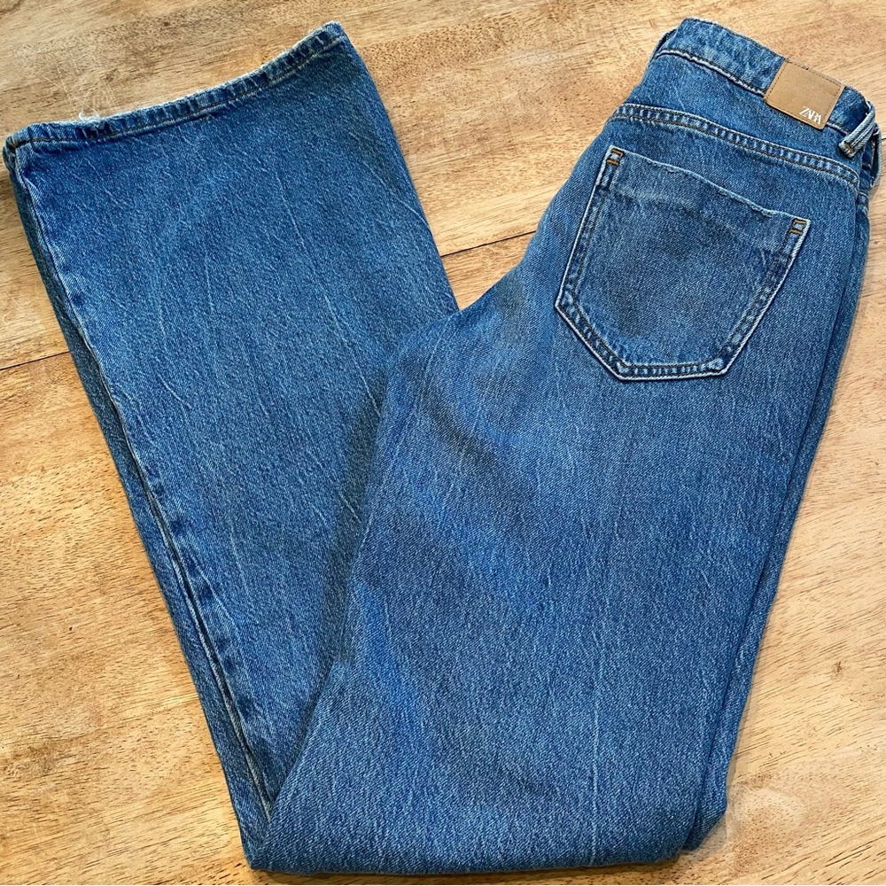 Zara Women’s Size 4 Flare‎ Bottom Denim Jeans